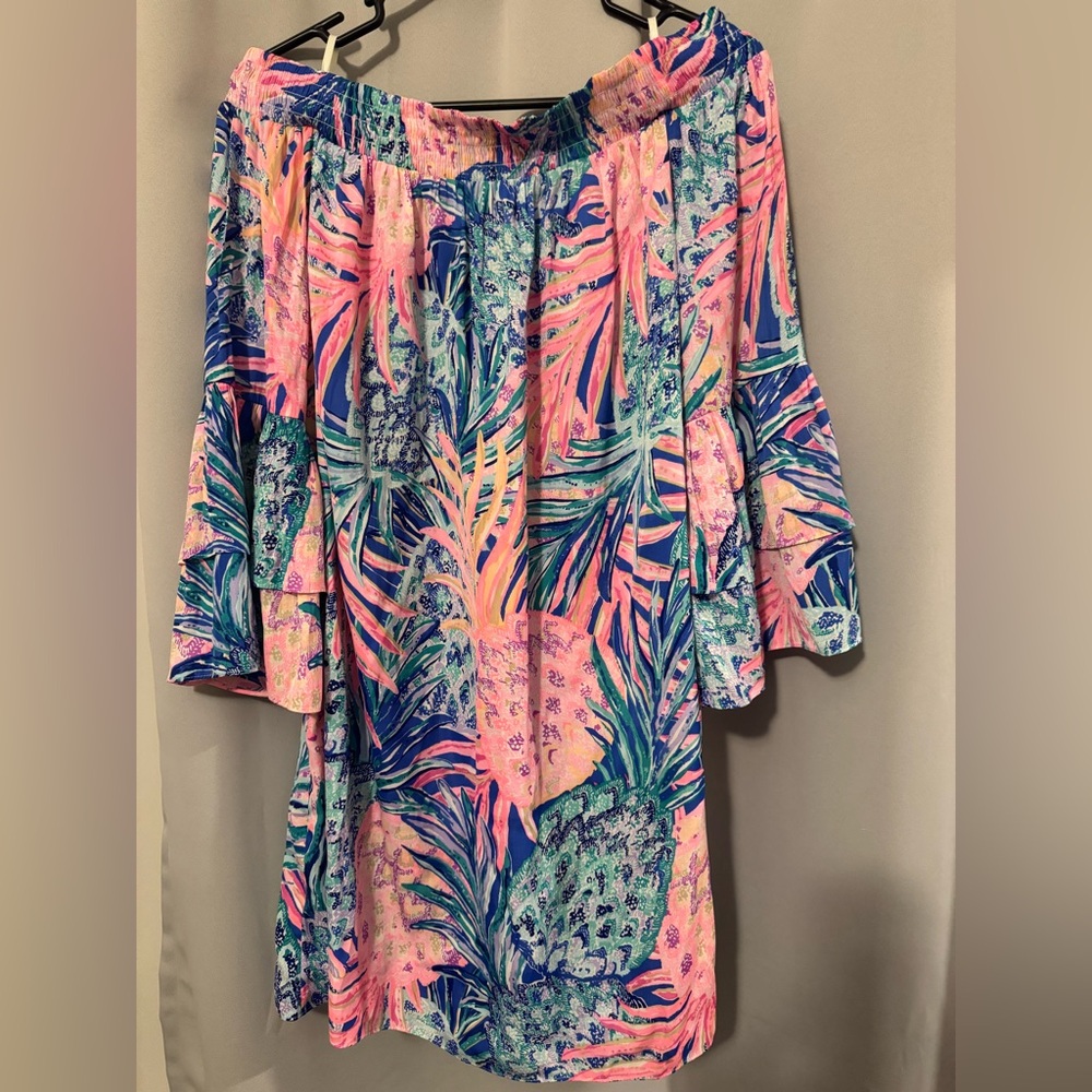 Lilly Pulitzer size large off the shoulder dress